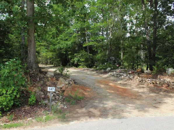 147 Reagan Ln, Woodruff, SC 29388