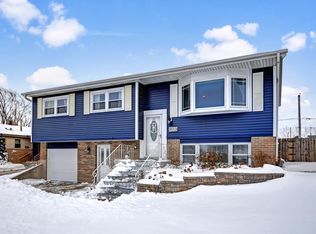 9113 Beechnut Rd, Hickory Hills, IL 60457