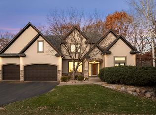 18136 Overland Trl, Eden Prairie, MN 55347