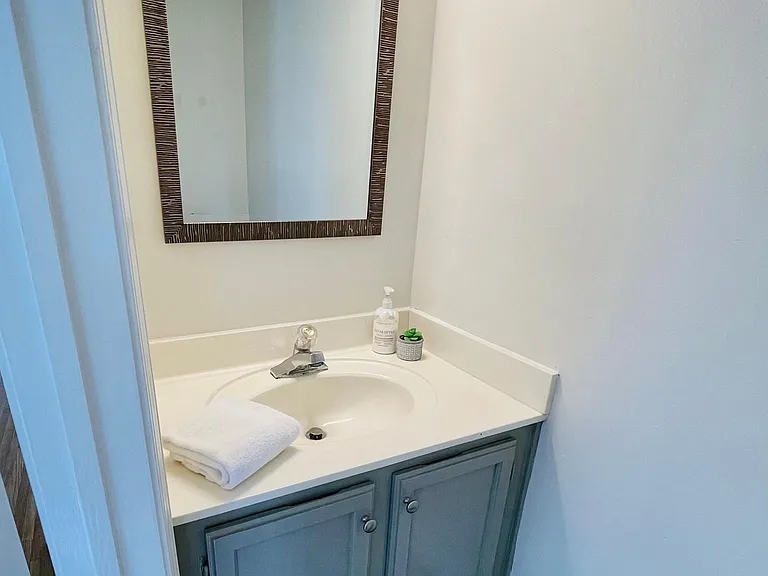 1/2 Bathroom Renovation