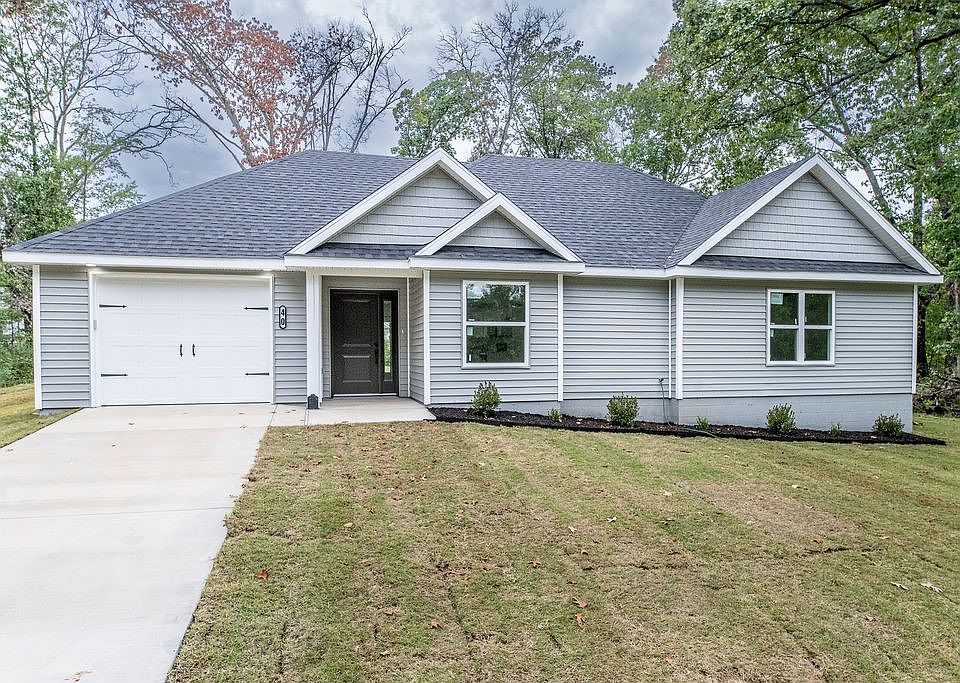 1st image of 40 Dirleton Dr