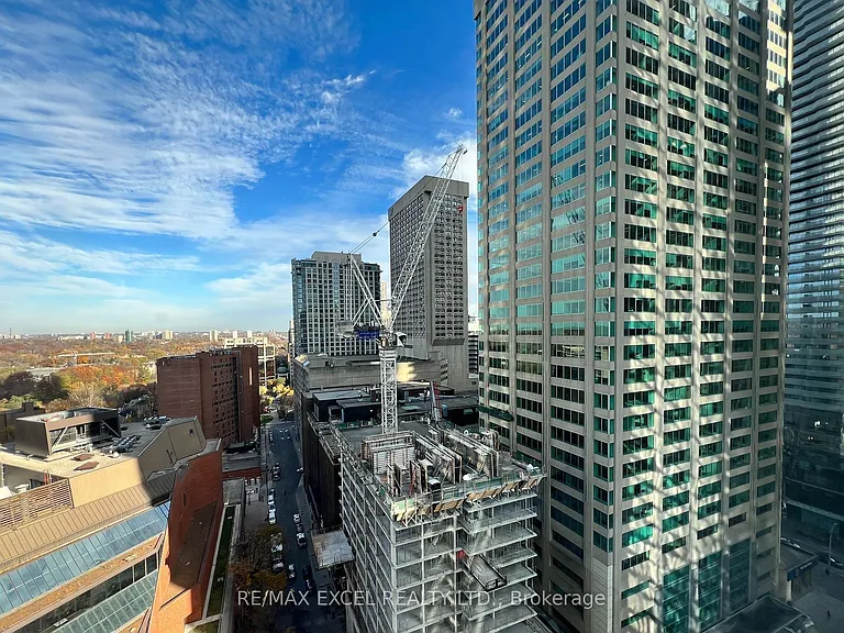 8 Cumberland St #1808 — Photo 9