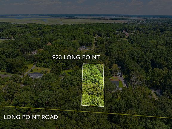 3rd image of 923 Long Point Rd