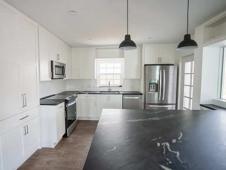 4819 W San Miguel St — Photo 23