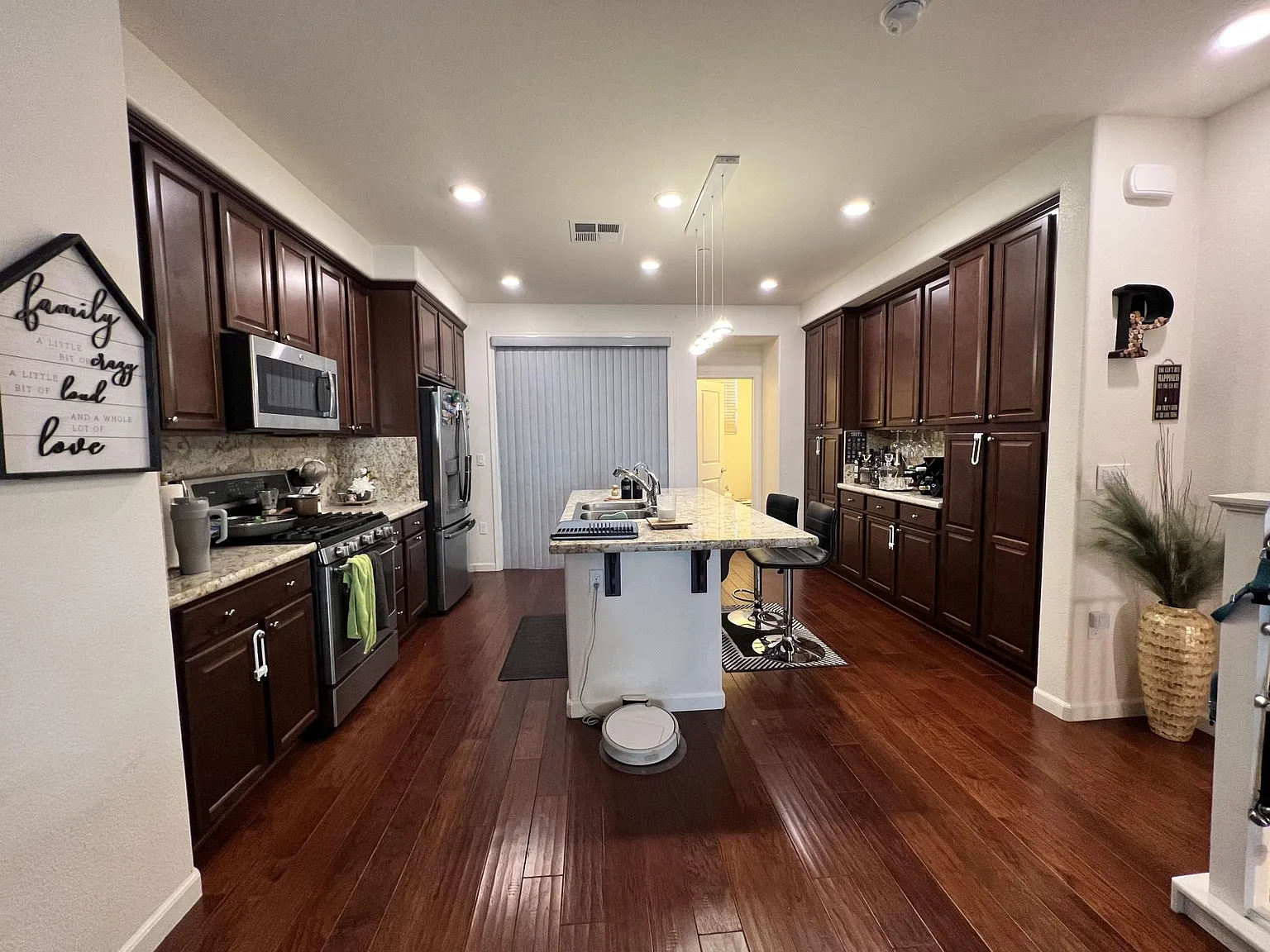 218 Rosarno Ct — Photo 2
