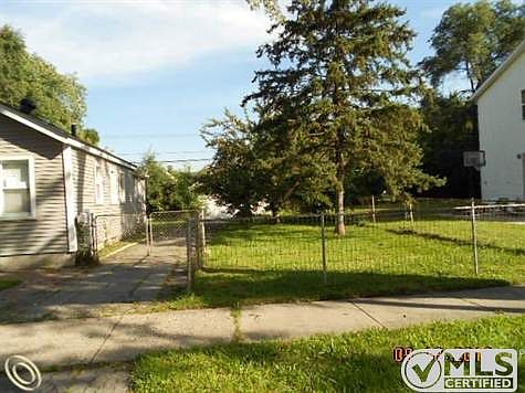 Adjacent Extra Lot