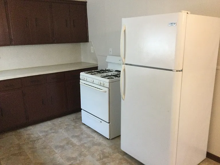 1504 Dakota St — Photo 7
