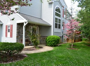 51 Catherine Ct, South Amboy, NJ 08879