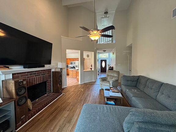 4th image of 6209 Oxford Pl