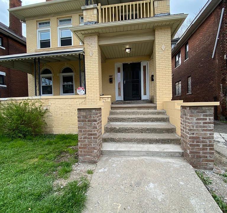 1st image of 2067 Hazelwood St