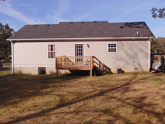2nd image of 2214 Patricia Dr