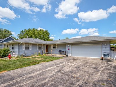 226 Tyler Creek St, Gilberts, IL, 60136