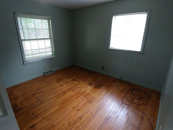 4th image of 1764 Costigan Dr