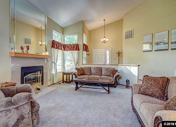 3rd image of 4381 Garratt Cir