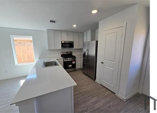 3 bed, 1522 sqft, $1,750 — Photo 4