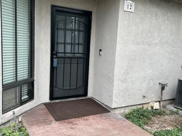 2220 E Chapman Ave Unit 12, Fullerton, CA 92831