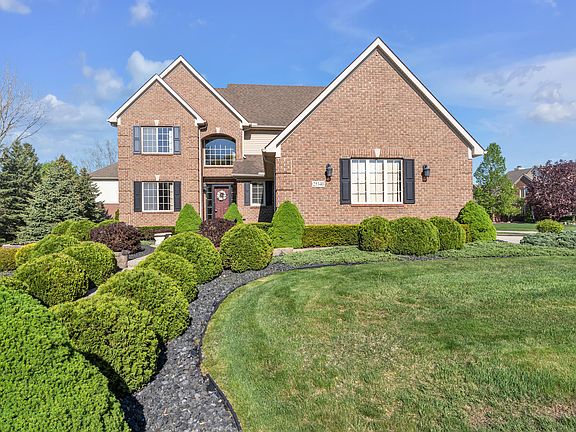 3rd image of 25340 Villagewood Ct