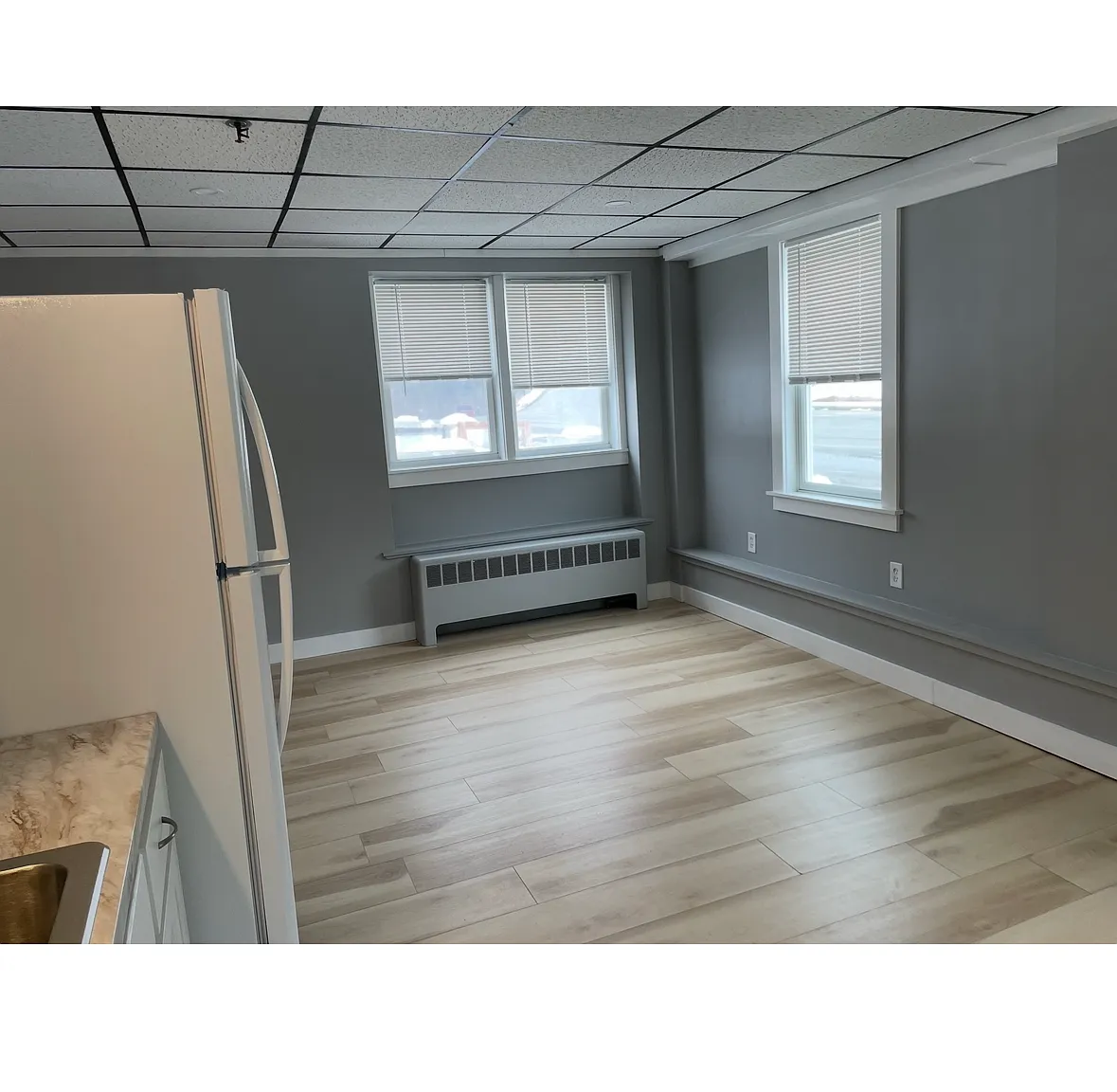 Studio, 650 sqft, $1,300 — Photo 3