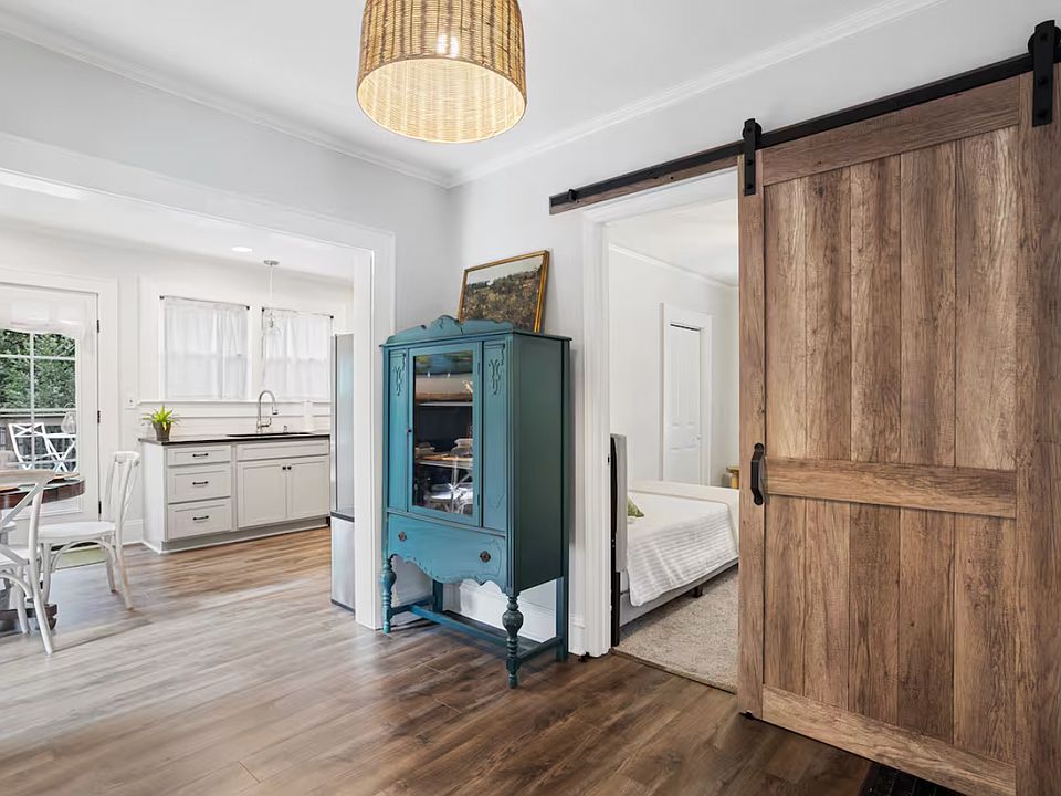 1st image of 22 Monticello Ave