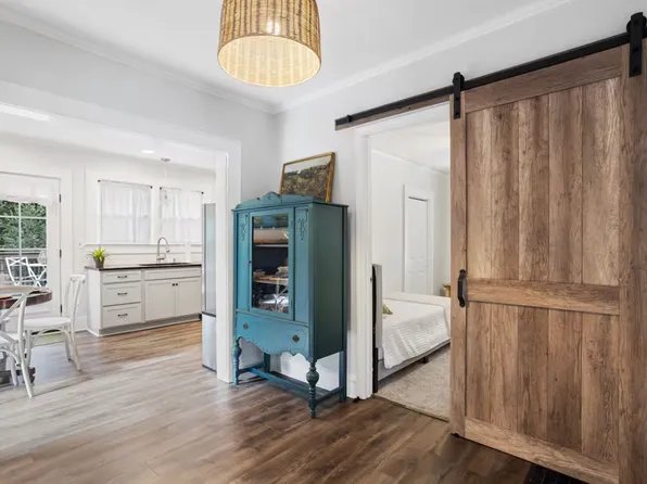 22 Monticello Ave, Greenville, SC 29607