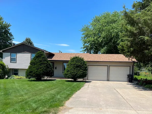 1109 N Brass Ave, Juniata, NE 68955