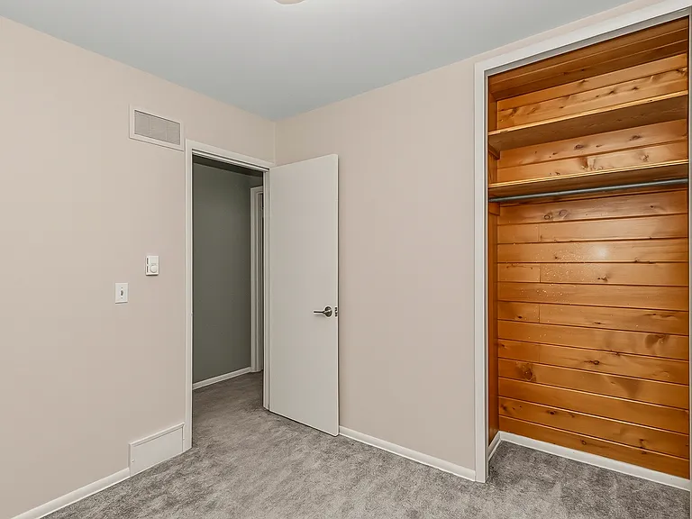 532 Colby Ave — Photo 15