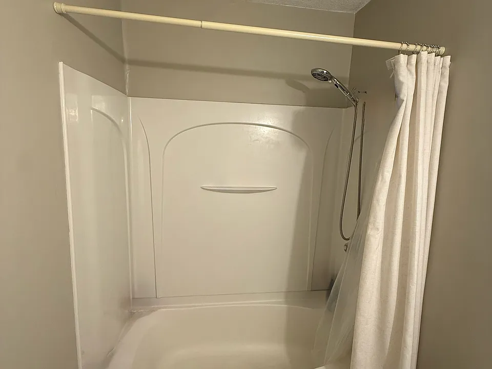 549 Russell Rd #15C