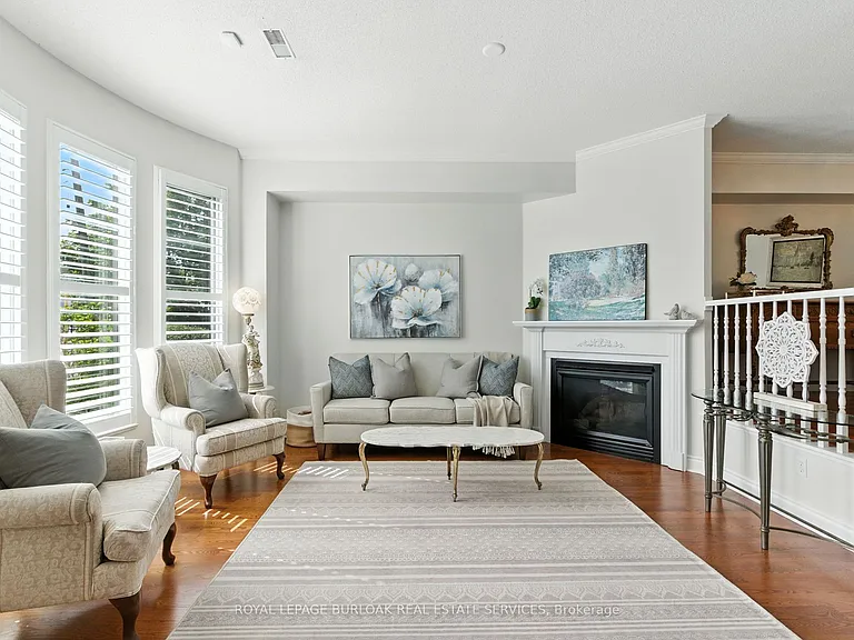 442 Maple Ave #7 — Photo 6