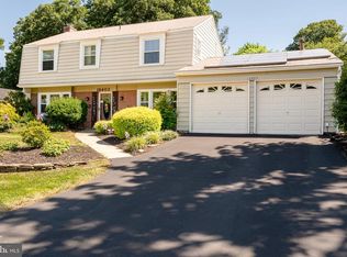 16403 Pointer Ridge Dr, Bowie, MD 20716