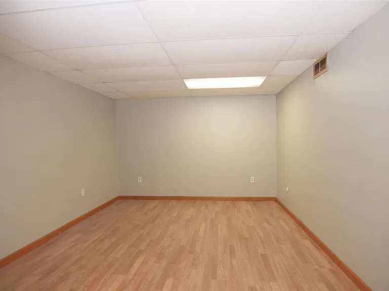 31119 Country Blf — Photo 18