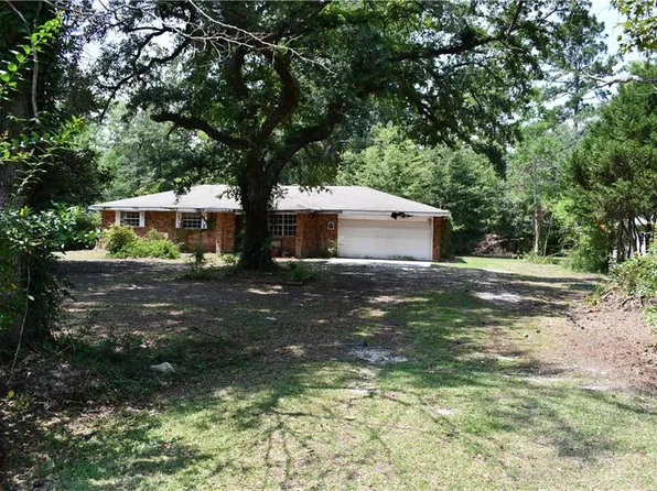 38 Alice St, Madisonville, LA 70447
