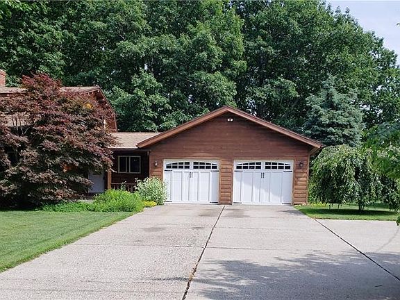 2nd image of 3731 Wildwood Dr