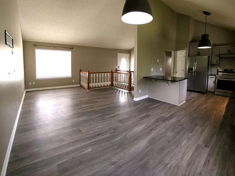 8610 Brookshadow Dr — Photo 5