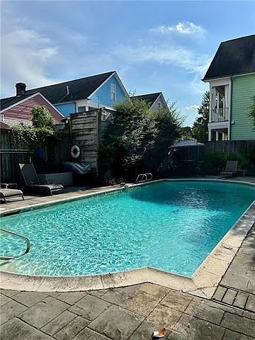 804 Spain St — Photo 25