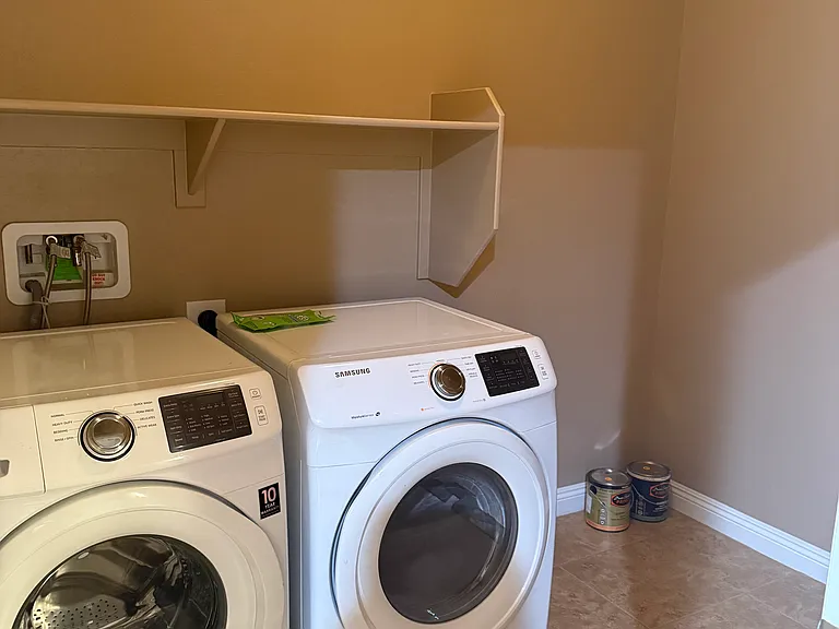 laundry w/Samsung washer/dryer