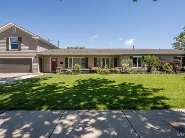 56 Alys Dr W, Depew, NY 14043