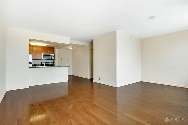 Rented by Anchor Associates | media 14