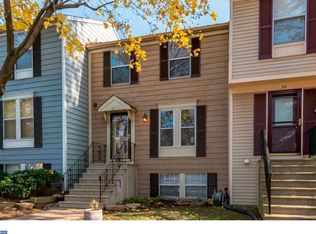 21 Robert Pearson Ct, Hamilton, NJ 08610