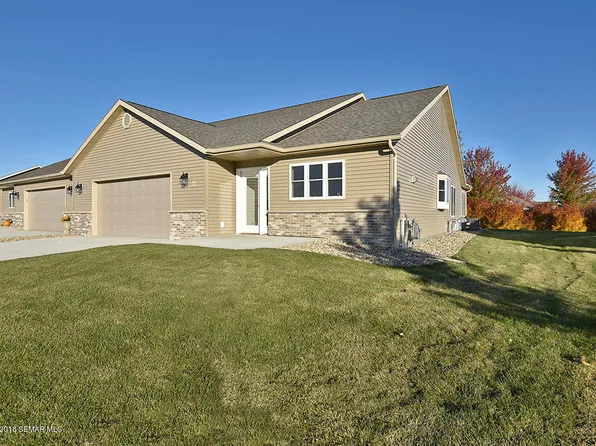 834 Escalade Ln SE, Owatonna, MN 55060