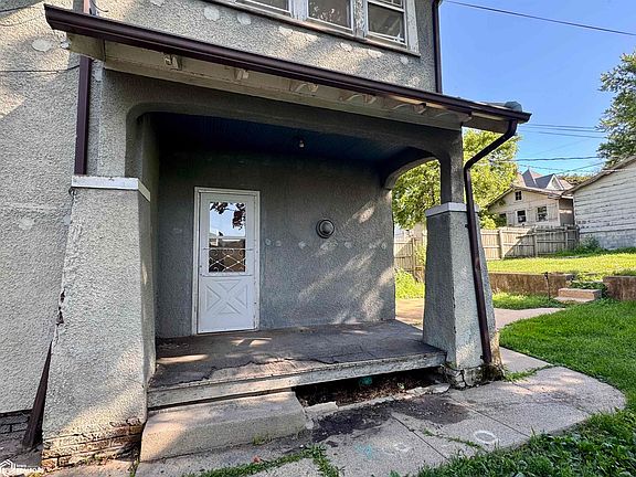 5th image of 308 Church St