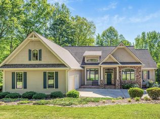1 Long Shadow Ln, Travelers Rest, SC 29690