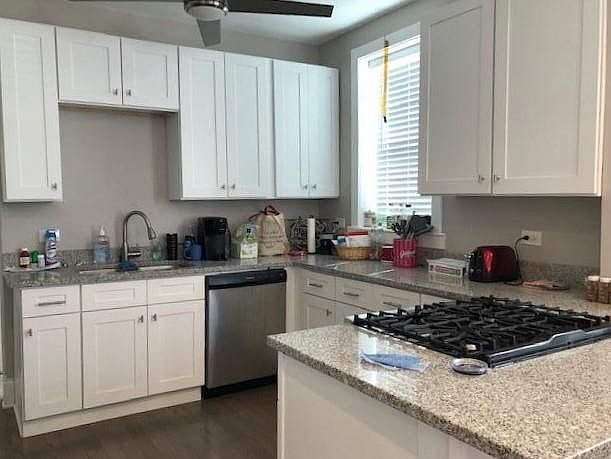 1st image of 3141 N Kenmore Ave #1