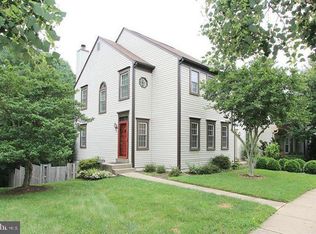 11956 Sentinel Point Ct, Reston, VA 20191