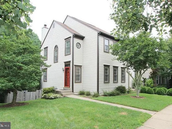 11956 Sentinel Point Ct, Reston, VA 20191