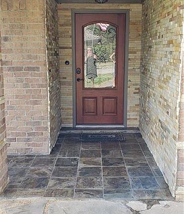 3rd image of 1525 Americana Ln