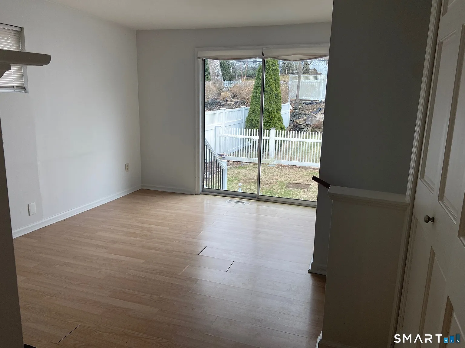 2 bed, 2.0 bath, 1032 sqft, $4,500 — Photo 4