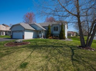 2211 Leyland Bay, Woodbury, MN 55125