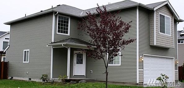 1st image of 131 4th Ave N