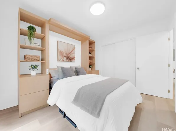 1036 Green St APT 107, Honolulu, HI 96822