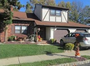24 Cheltenham Pl, Sayreville, NJ 08872